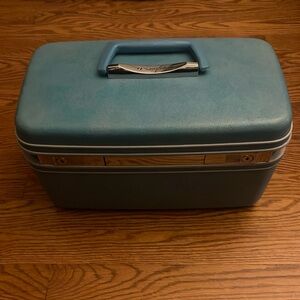 Vintage Samsonite Train Case